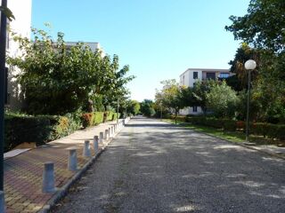  Parking / Garage � louer 