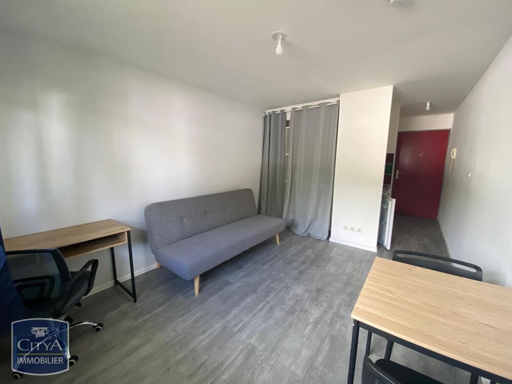 location Appartement - 1 pièce(s) - 20 m² Sainte-Clotilde (97490)