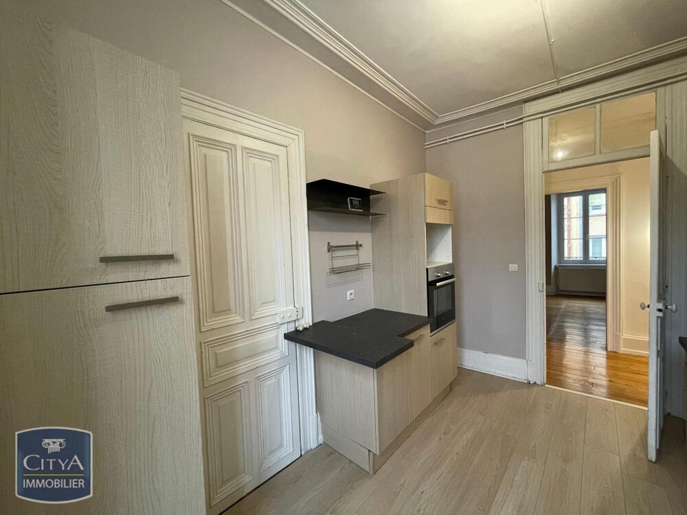 À LOUER : Appartement rénové T4 situé à Belfort, dans le....