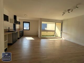  Appartement à louer 4 pièces 78 m²