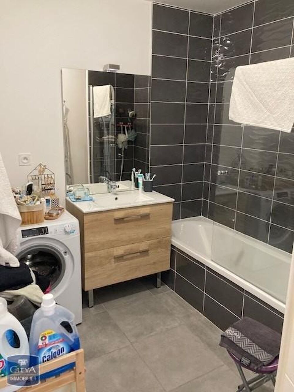 location Appartement - 2 pièce(s) - 44 m² Lyon 8