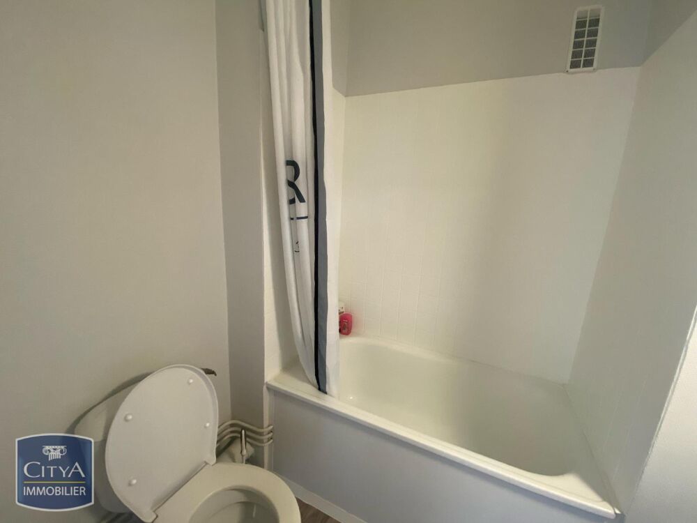 location Appartement - 1 pièce(s) - 27 m² Chambéry (73000)