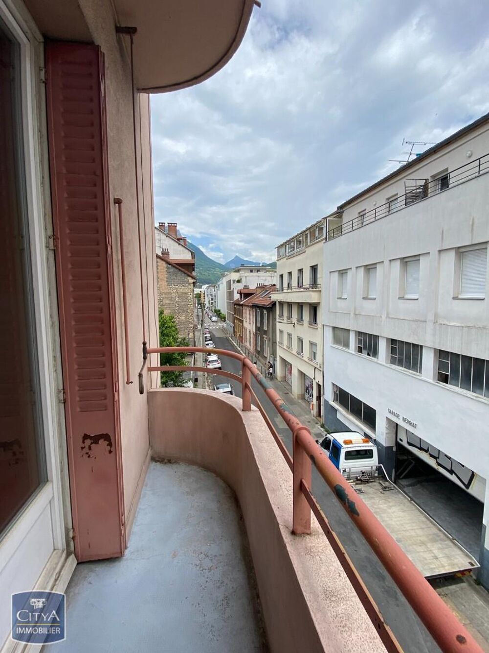 À LOUER : Appartement T2 de 63,41 m² situé dans le quart....