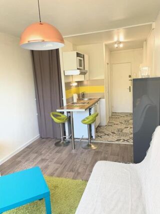  Appartement à louer 1 pièce 20 m²