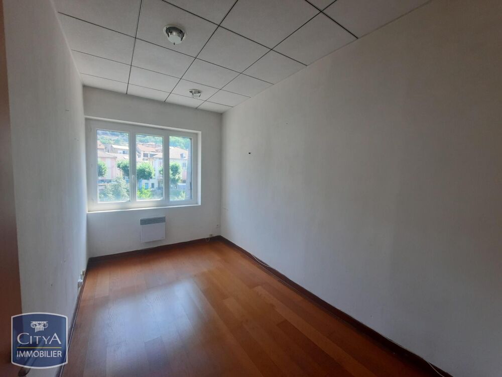 location Appartement - 4 pièce(s) - 91 m² Tarascon-sur-Ariège (09400)