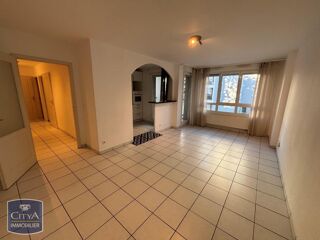  Appartement à louer 3 pièces 64 m²