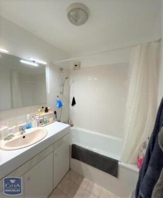  Appartement � louer 2 pi�ces 55 m� Lyon 03