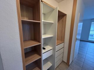  Appartement à louer 3 pièces 56 m²