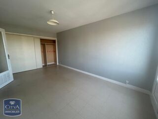  Appartement à louer 1 pièce 30 m²