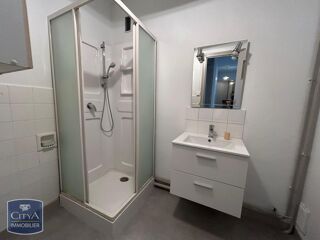  Appartement à louer 3 pièces 68 m²