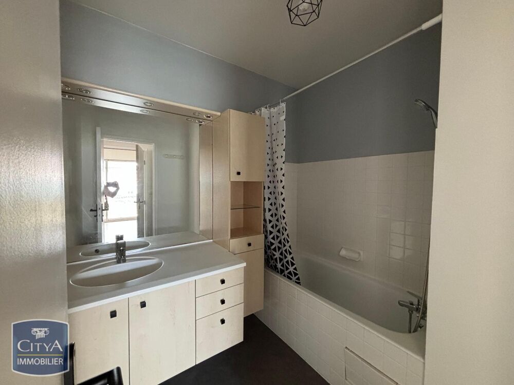 location Appartement - 3 pièce(s) - 58 m² Niort (79000)