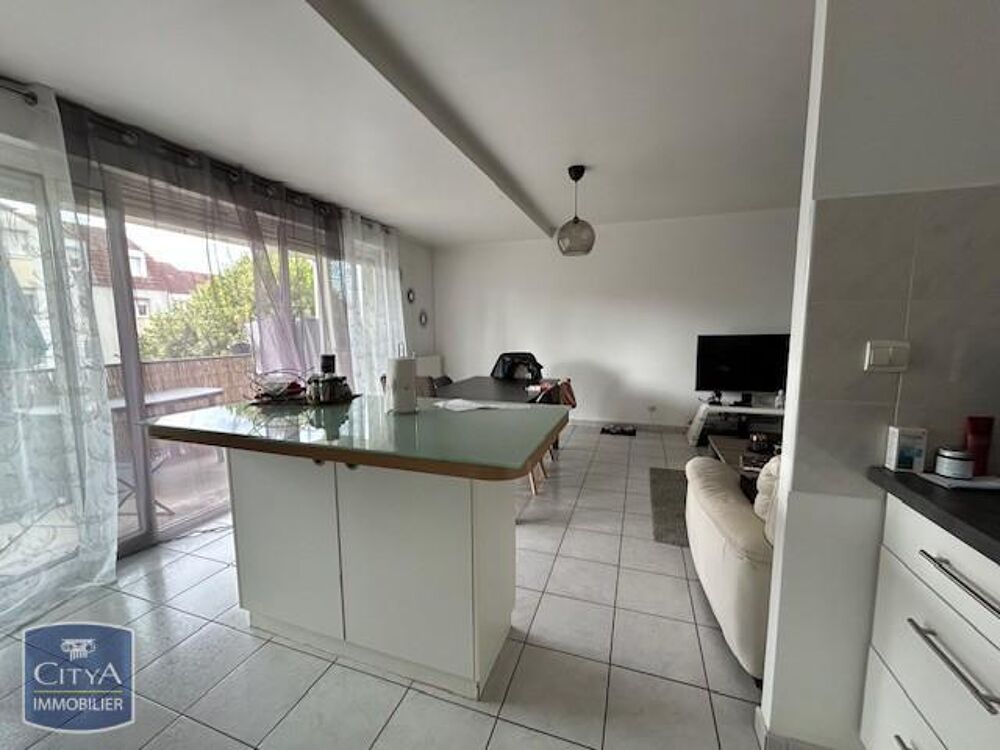 location Appartement - 3 pièce(s) - 70 m² Metz (57050)