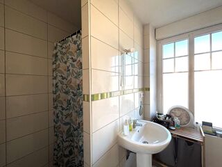  Appartement à louer 3 pièces 60 m²