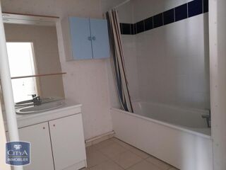  Appartement à louer 2 pièces 45 m²