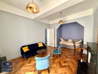  Appartement à louer 2 pièces 60 m²
