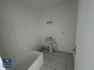  Appartement à louer 2 pièces 32 m²