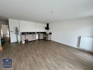  Appartement à louer 4 pièces 80 m²