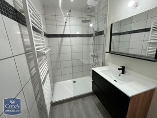  Appartement à louer 3 pièces 59 m²