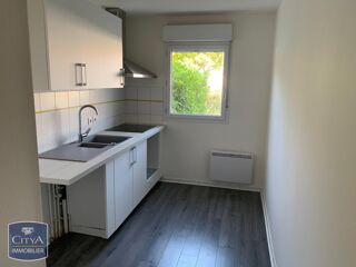  Appartement à louer 3 pièces 65 m²