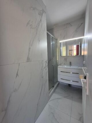  Appartement à louer 2 pièces 34 m²