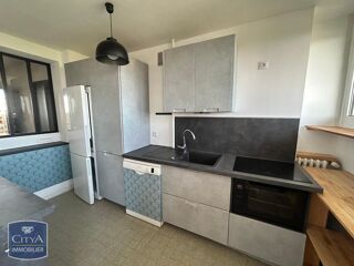  Appartement à louer 4 pièces 73 m²