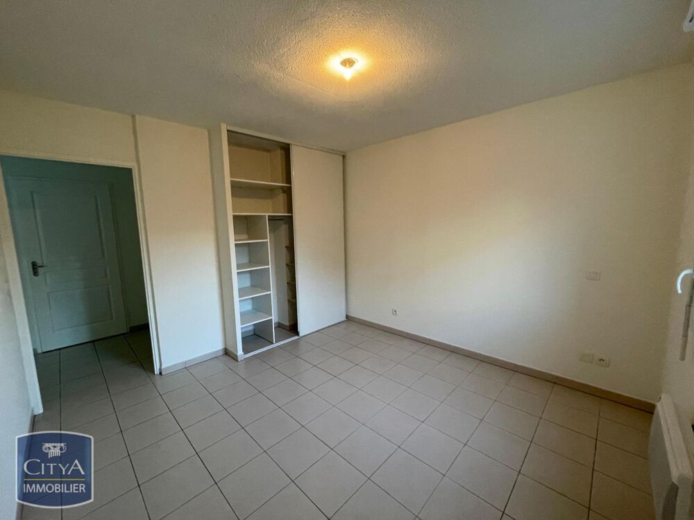 location Appartement - 3 pièce(s) - 69 m² Rodilhan (30230)