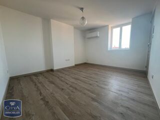  Appartement à louer 3 pièces 62 m²
