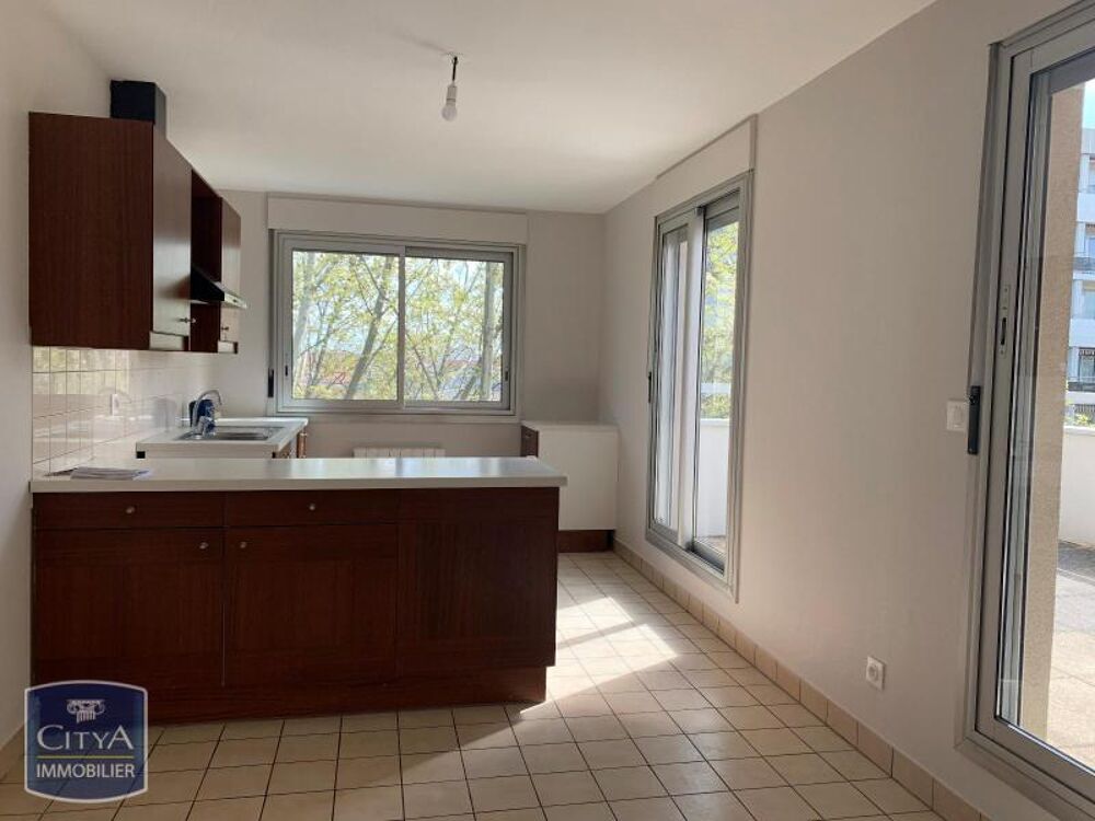 location Appartement - 5 pièce(s) - 110 m² Lyon 6