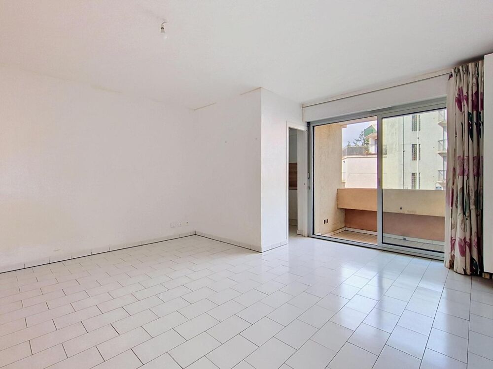 location Appartement - 2 pièce(s) - 45 m² Perpignan (66000)
