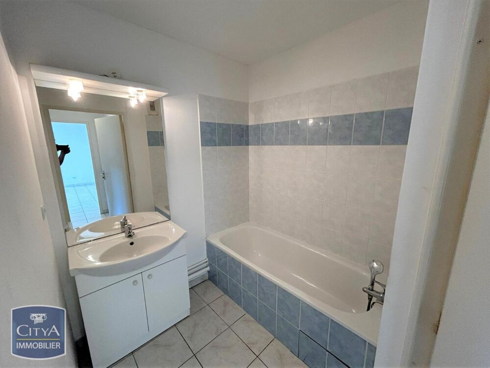 location Appartement - 3 pièce(s) - 55 m² Bressuire (79300)