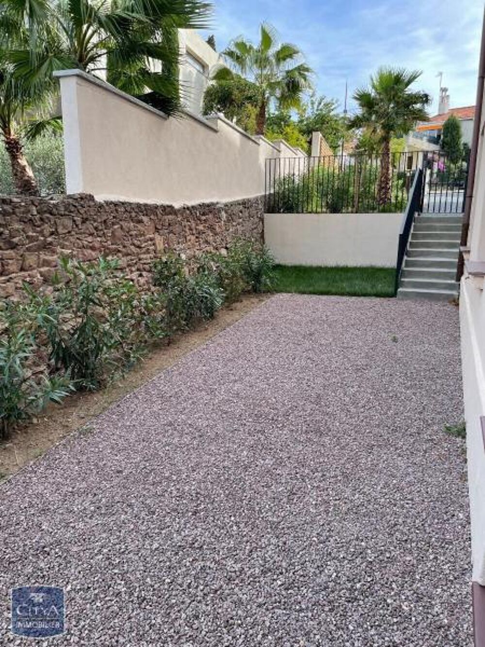location Appartement - 3 pièce(s) - 75 m² Agay (83530)