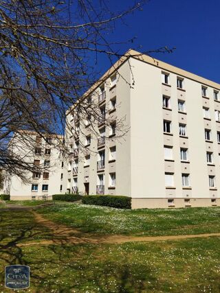  Appartement à louer 3 pièces 65 m²