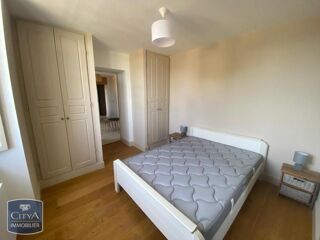  Appartement à louer 2 pièces 44 m²
