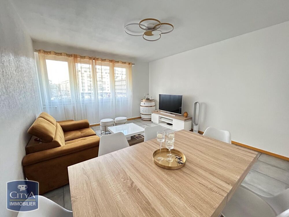 location Appartement - 4 pièce(s) - 91 m² Le Mans (72000)
