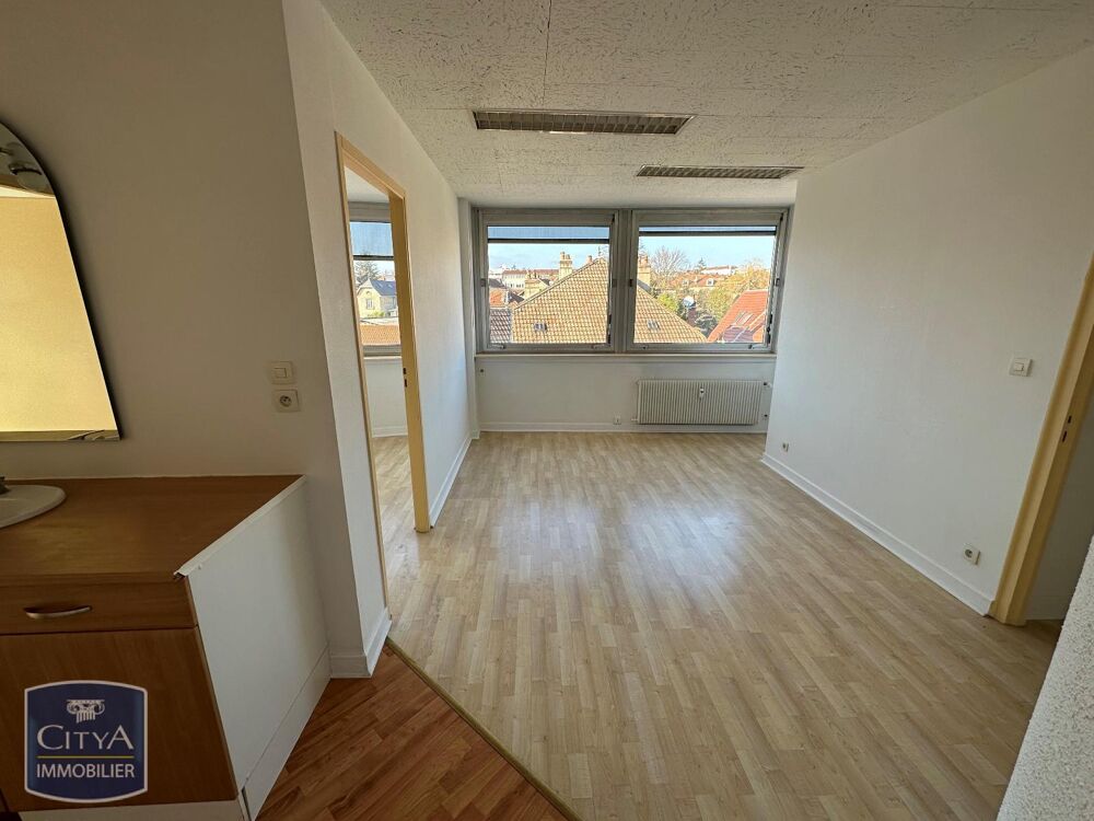   Location / Local Commercial - 108 m² 