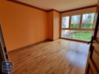 Appartement à louer 4 pièces 82 m²