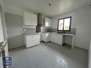  Maison à louer 6 pièces 131 m²