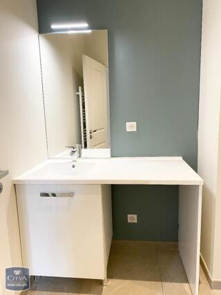  Appartement à louer 2 pièces 38 m²