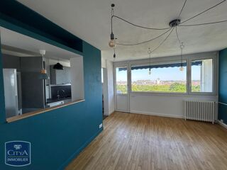  Appartement à louer 4 pièces 73 m²