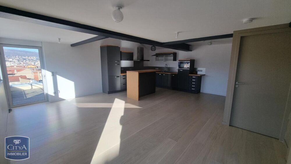 location Appartement - 4 pièce(s) - 104 m² Clermont-Ferrand (63000)