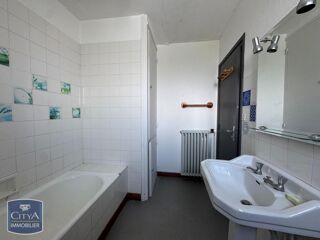  Appartement à louer 3 pièces 72 m²