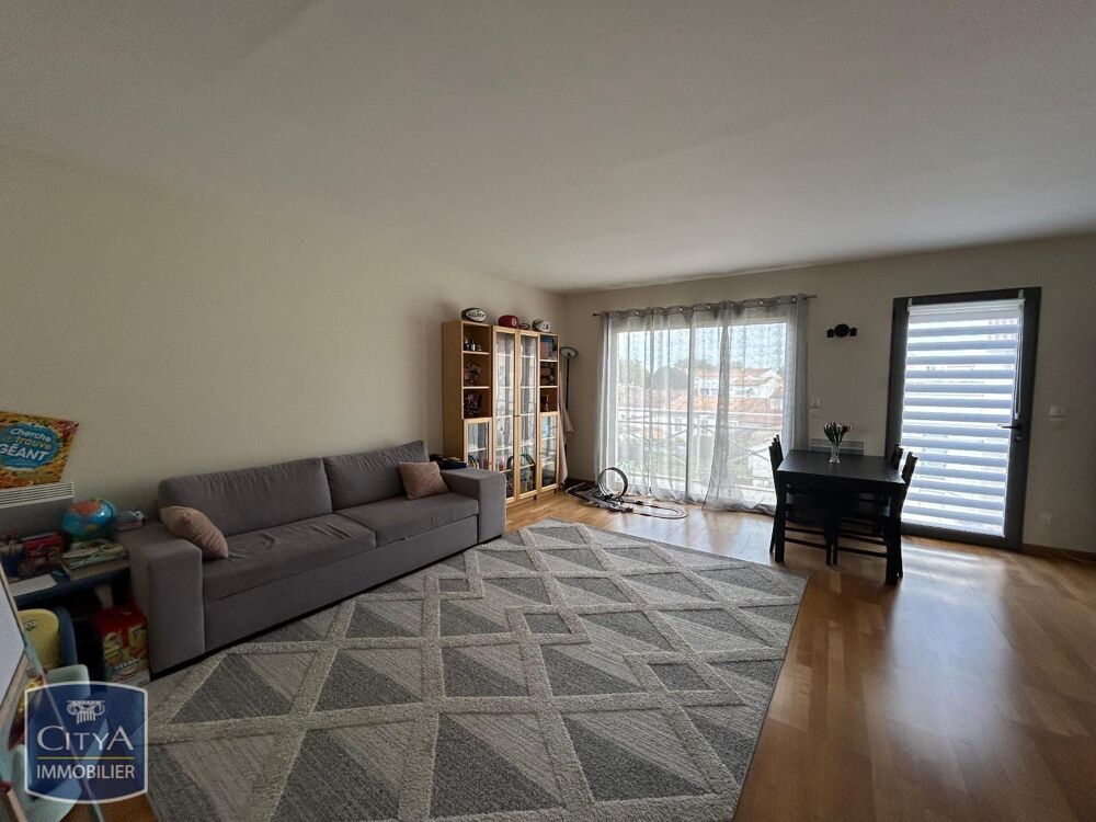 location Appartement - 3 pièce(s) - 72 m² La Rochelle (17000)