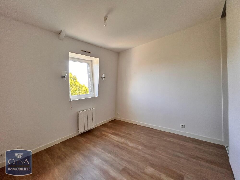 location Appartement - 2 pièce(s) - 39 m² Le Bourgneuf-la-Forêt (53410)