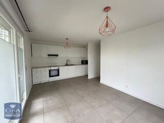  Appartement à louer 3 pièces 53 m²