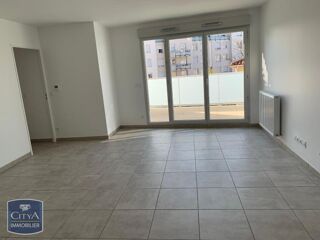  Appartement à louer 3 pièces 64 m²