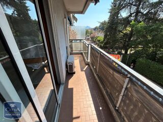  Appartement à louer 1 pièce 36 m²