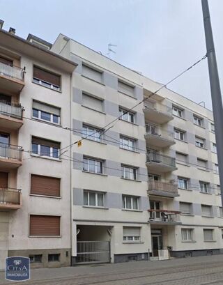  Parking / Garage � louer 