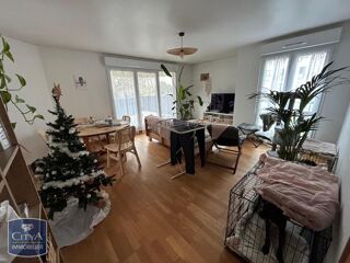  Appartement à louer 4 pièces 85 m²