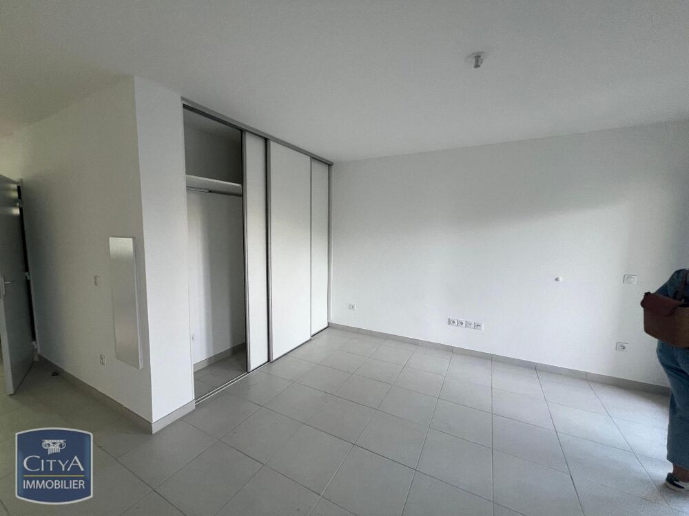 location Appartement - 1 pièce(s) - 41 m² Le Tampon (97430)