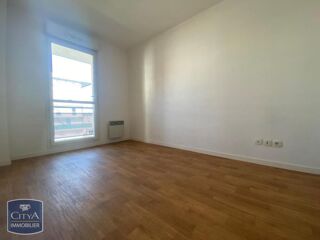  Appartement à louer 2 pièces 46 m²